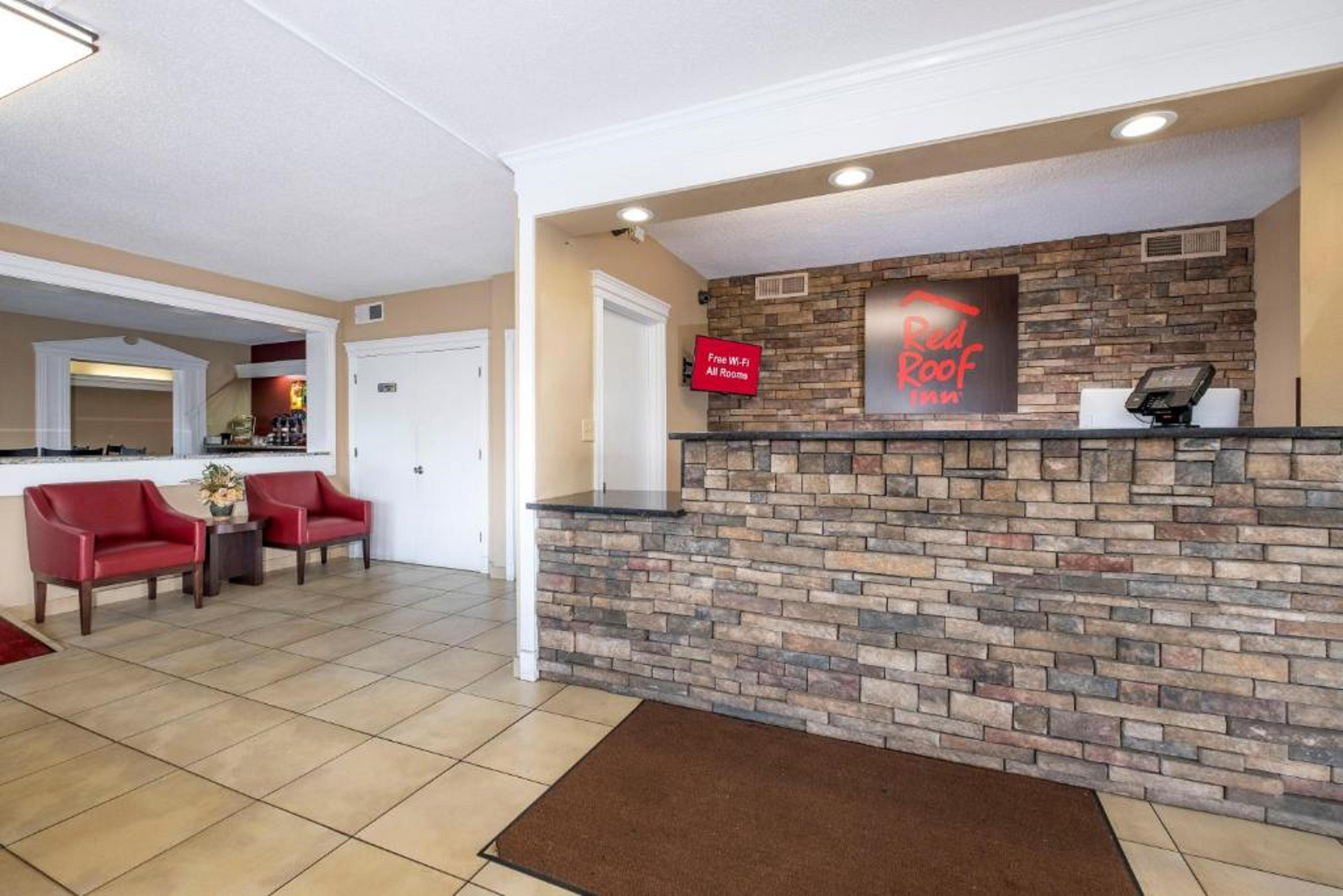 Red Roof Inn Knoxville North - Merchants Drive Экстерьер фото