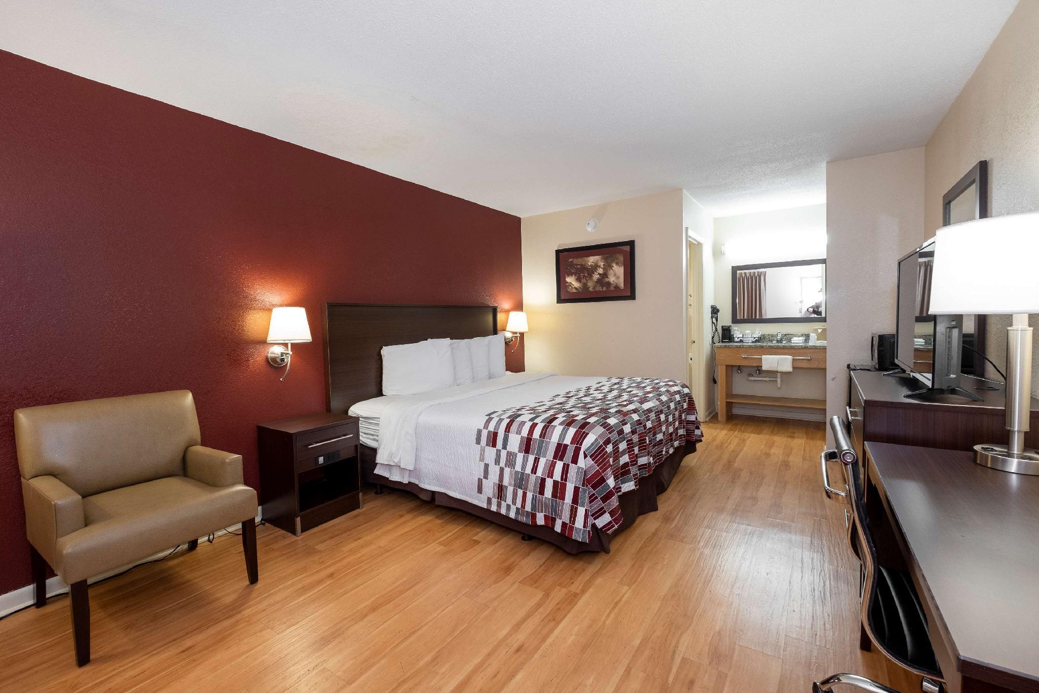 Red Roof Inn Knoxville North - Merchants Drive Экстерьер фото